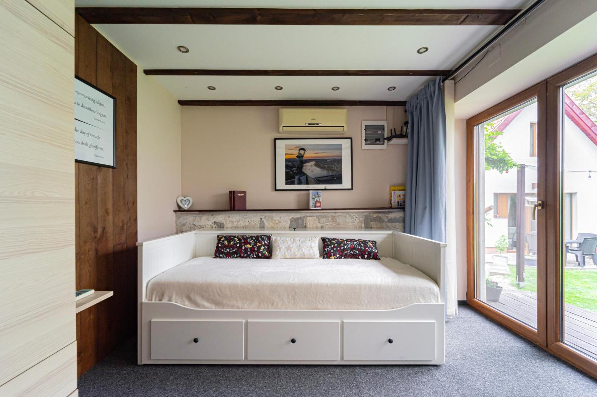 B48 Gardenhouse - A Zoeldben Kenyelmesen Villa Torokbalint Ngoại thất bức ảnh